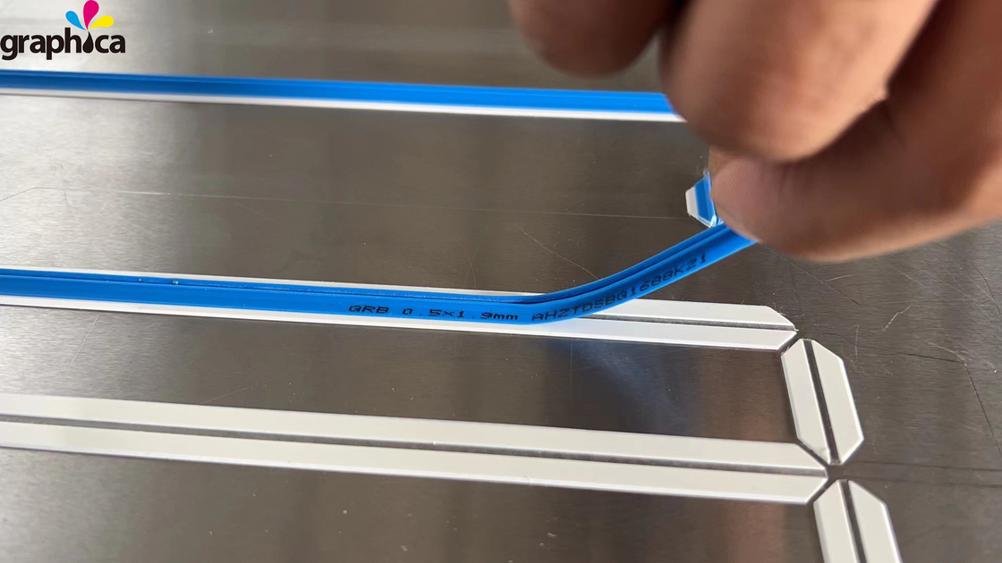 プラスチック・クレージング・マトリックス・カット・マシン GRB0.5*1.3mm for Die Cutter 2024 ベストセラー