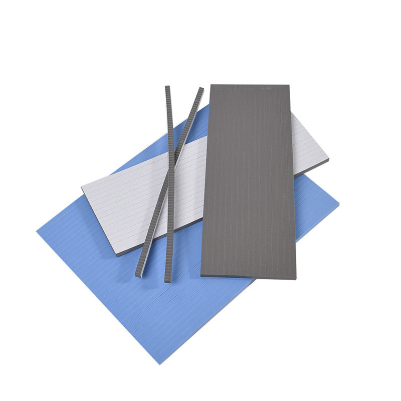 8mm x 8mm 寸法 高弾性緑色 粘着性 EVA 泡 切断 排出し ゴム