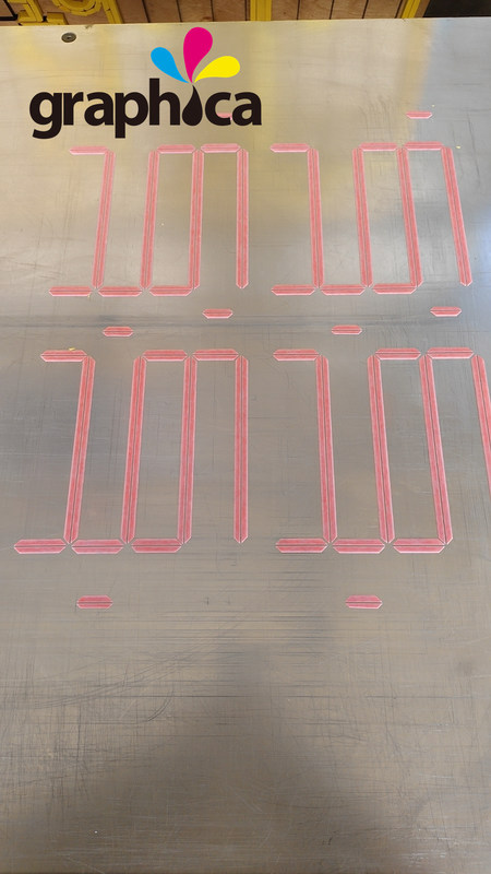 カーボン 波紋紙の紙箱製造のためのブルーファイバークレージングマトリックスカット機