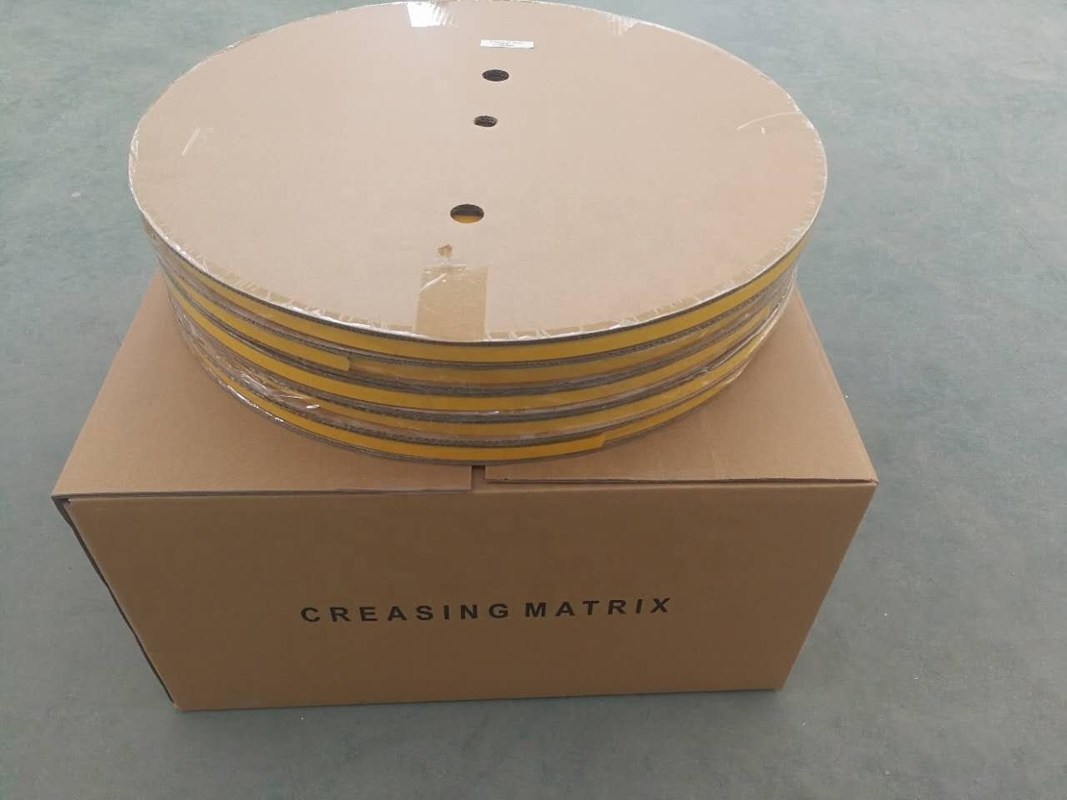 0.5mmチャネルの高さ GRB 0.3x1.2mmC 箱と紙箱製造のためのグラフィッククレージングマトリックス