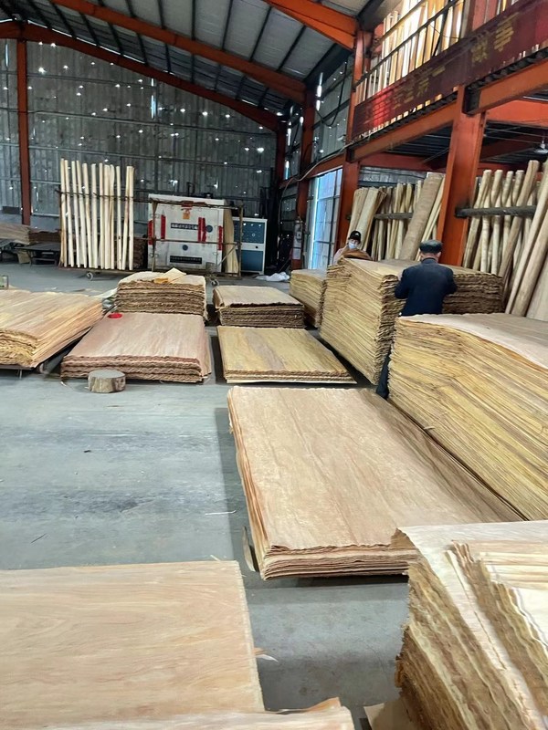 3/4 インチ エンカリプタス複合板 平面フィルム面 8x4 複合板 湿度 6%-8%