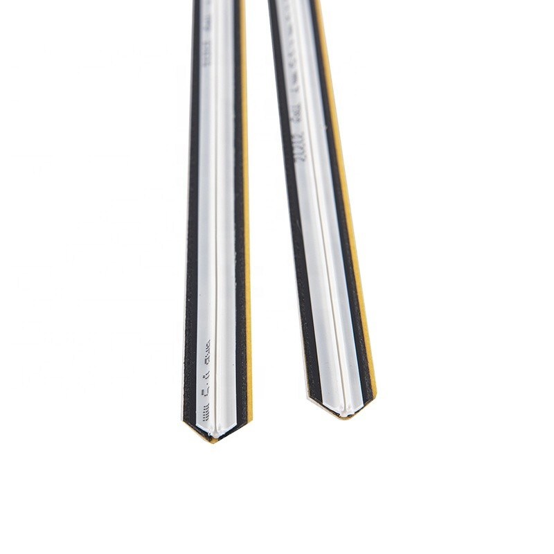 紙箱製造のためのブラックベースリバースとパーフェクト・クリージングマトリックス