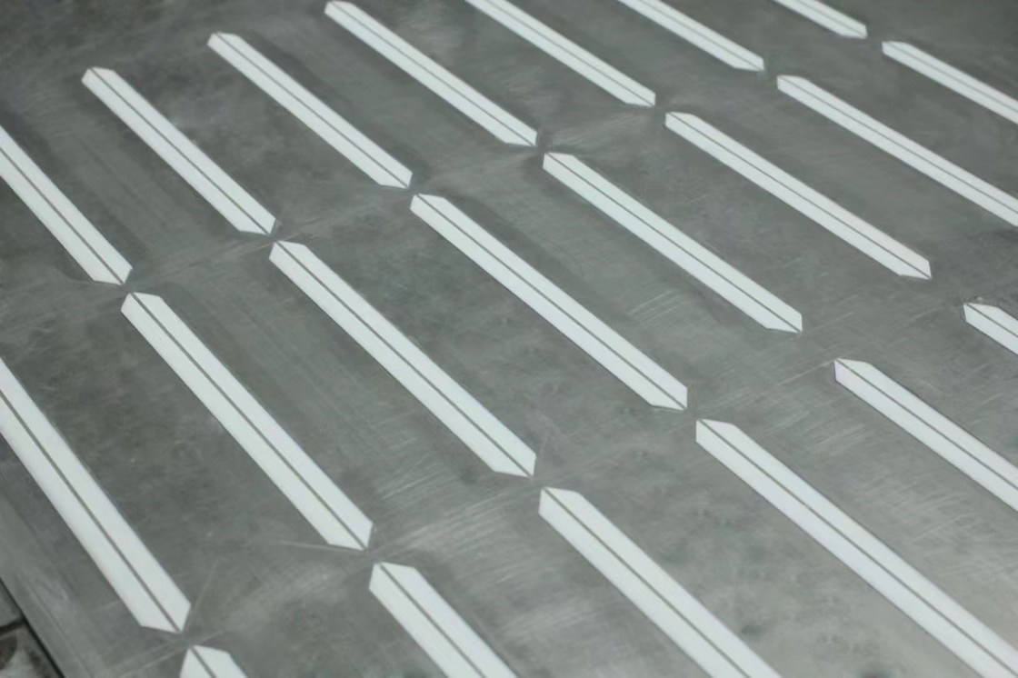 グラフィック 北京 2021 樹脂ベースの切削と穴開き用チャネルクリエーシングマトリックス